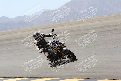 media/Apr-10-2022-SoCal Trackdays (Sun) [[f104b12566]]/Bowl (11am)/